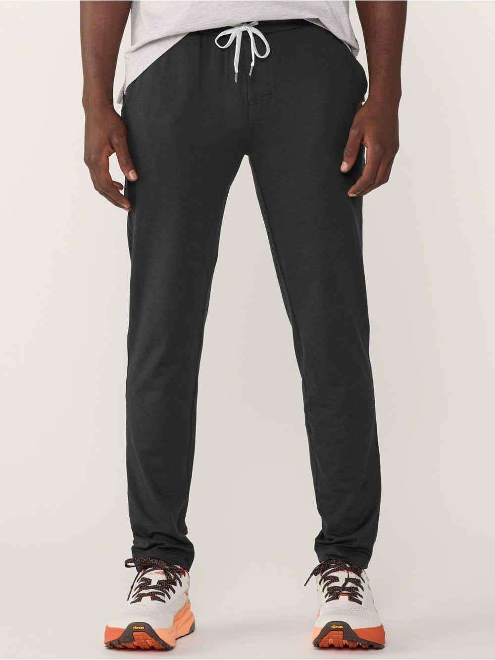 Vuori Ponto Performance sweatpants in Black Heather size Large